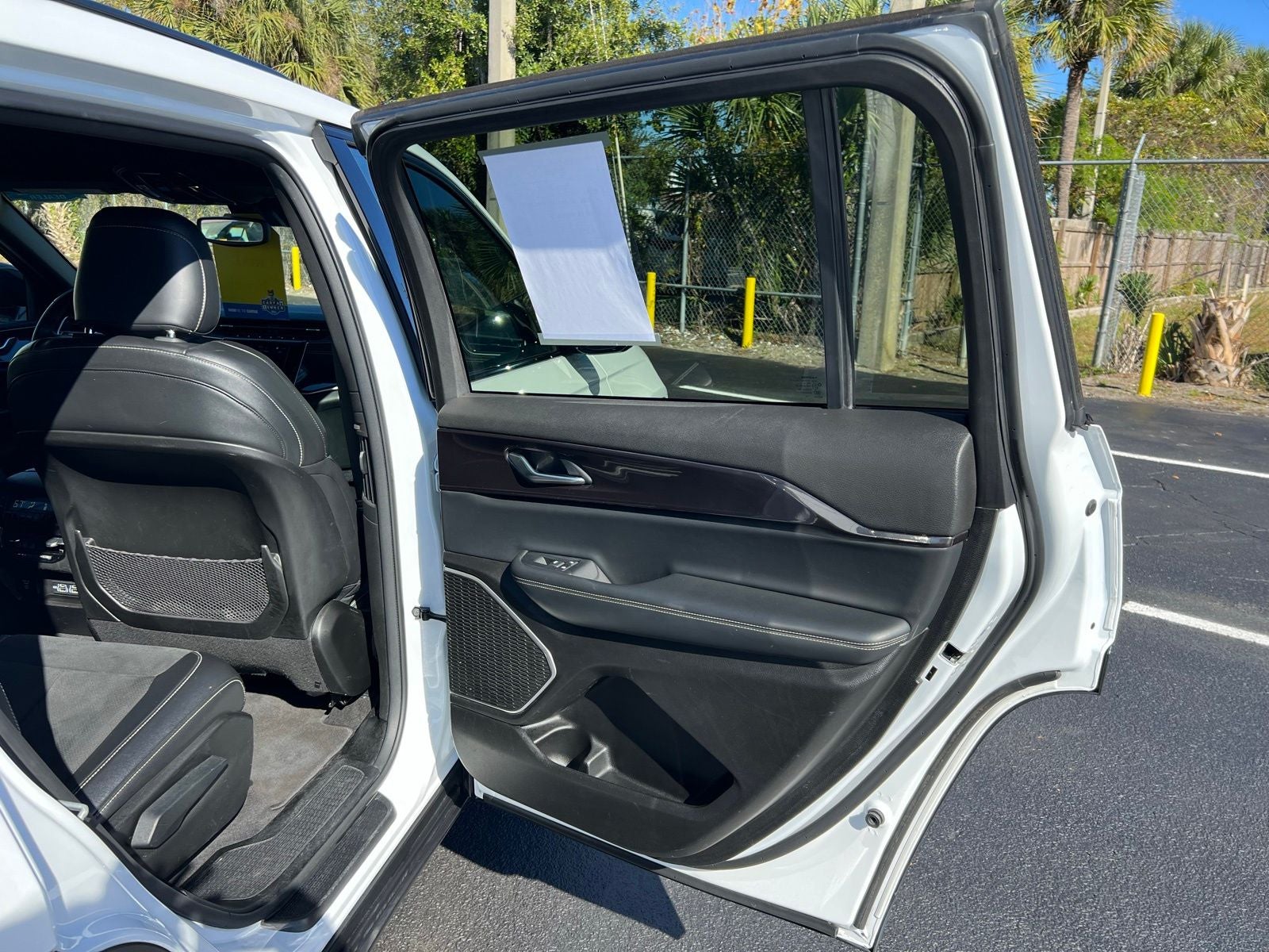 2022 Jeep Grand Cherokee L Altitude