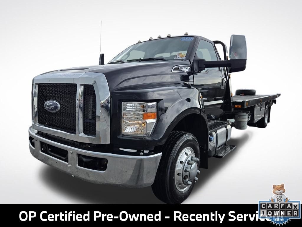 2022 Ford F-650SD Base