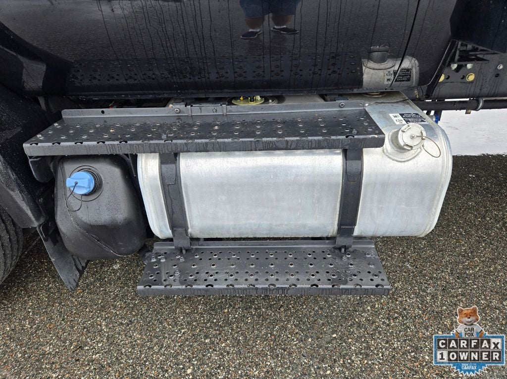 2022 Ford F-650SD Base