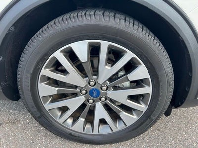 2020 Ford Escape Titanium Hybrid