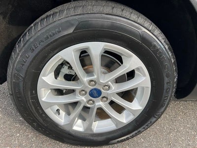 2022 Ford Escape Hybrid SE