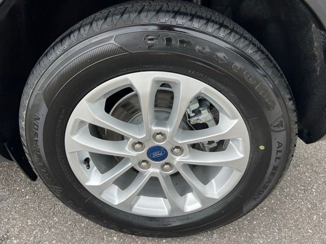 2022 Ford Escape Hybrid SE