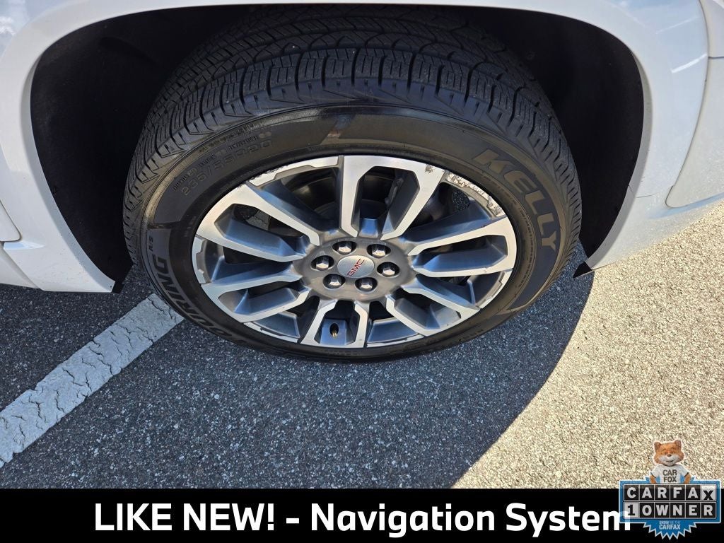 2023 GMC Acadia Denali