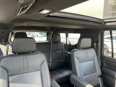 2023 Chevrolet Suburban RST