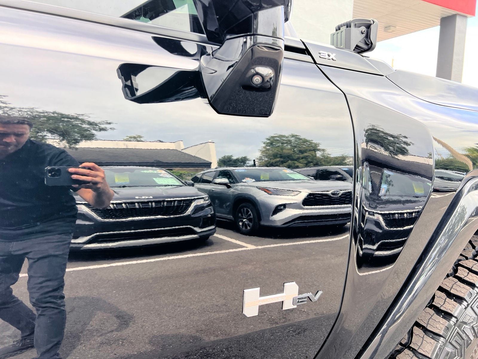 2024 GMC Hummer EV Pickup 3X