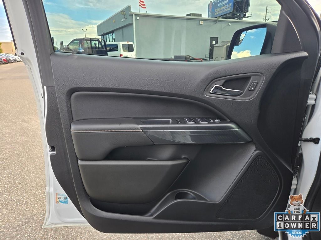 2022 GMC Canyon AT4 w/Leather