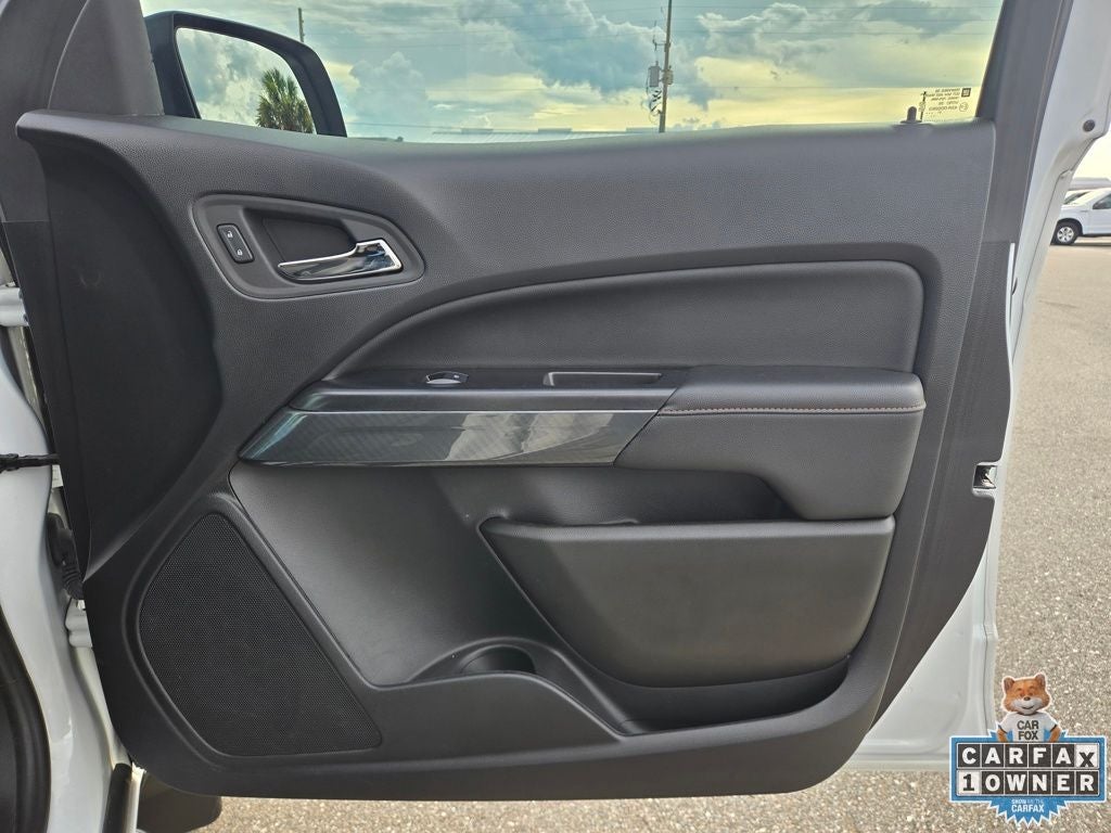 2022 GMC Canyon AT4 w/Leather