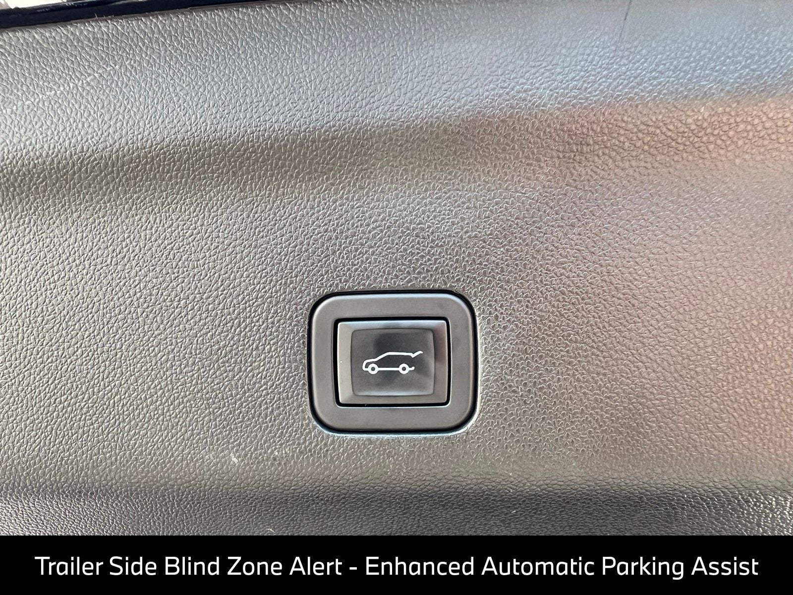 2024 Cadillac Escalade ESV Premium Luxury Platinum