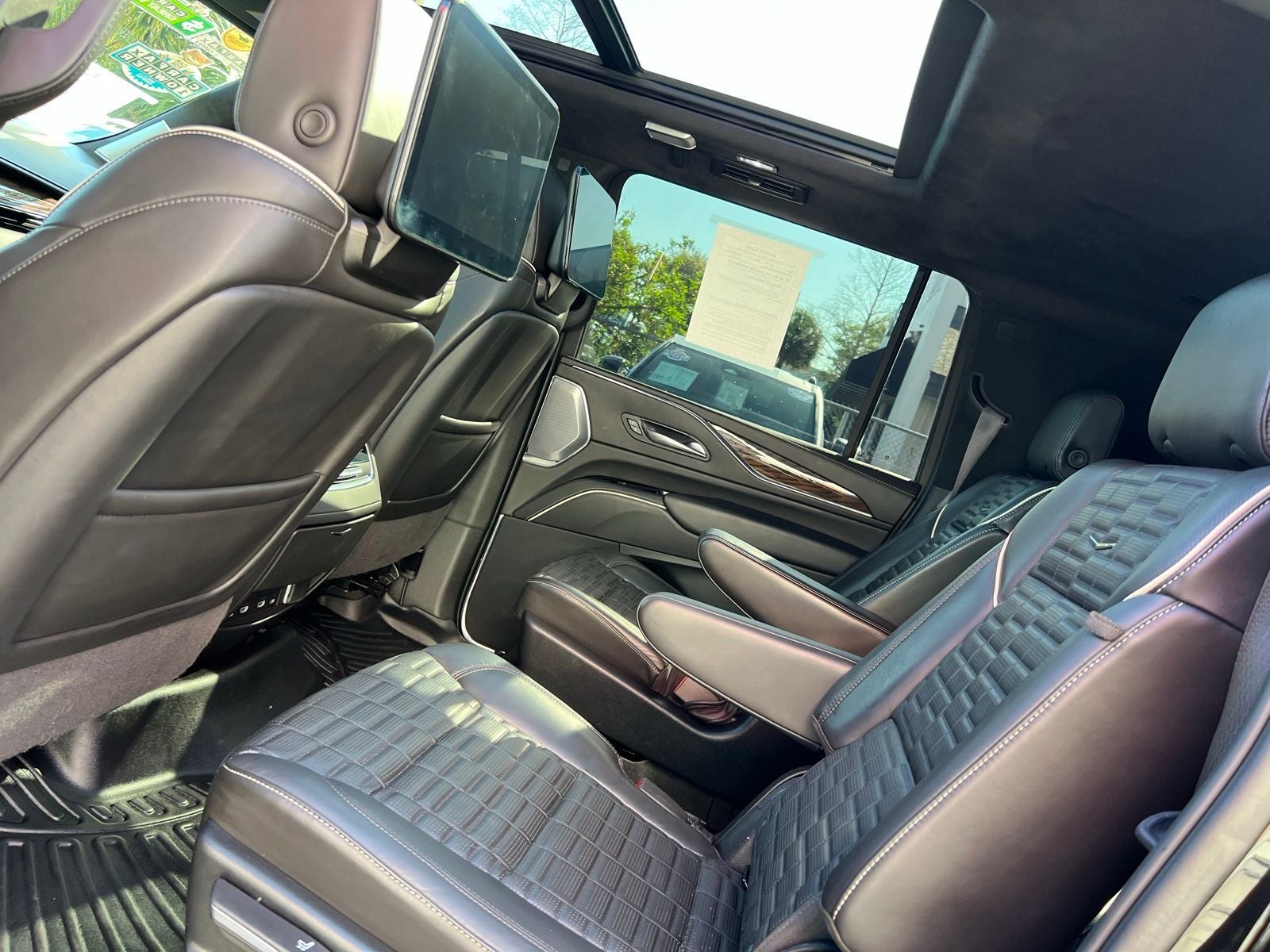 2024 Cadillac Escalade ESV Premium Luxury Platinum