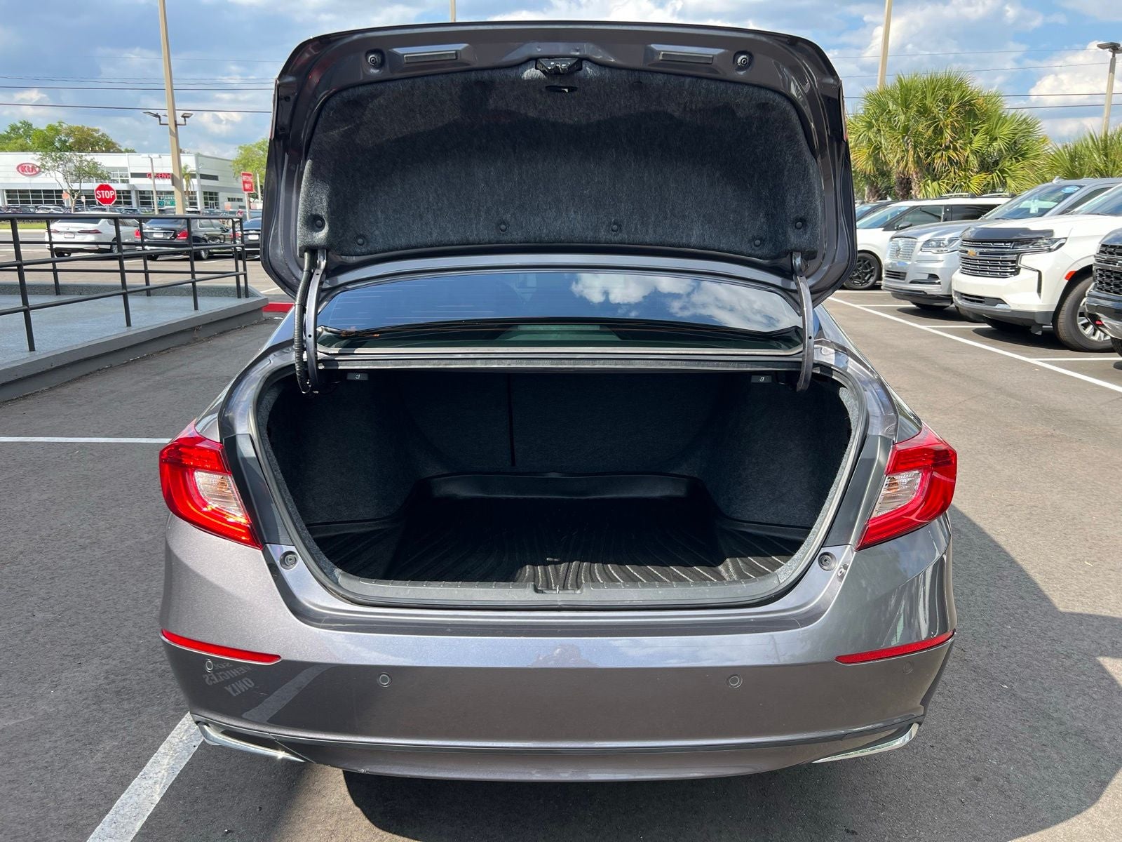 2022 Honda Accord Hybrid Touring