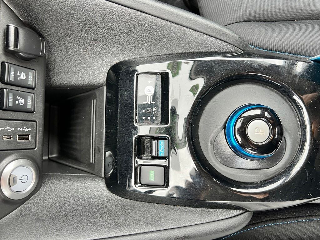 2023 Nissan Leaf SV Plus