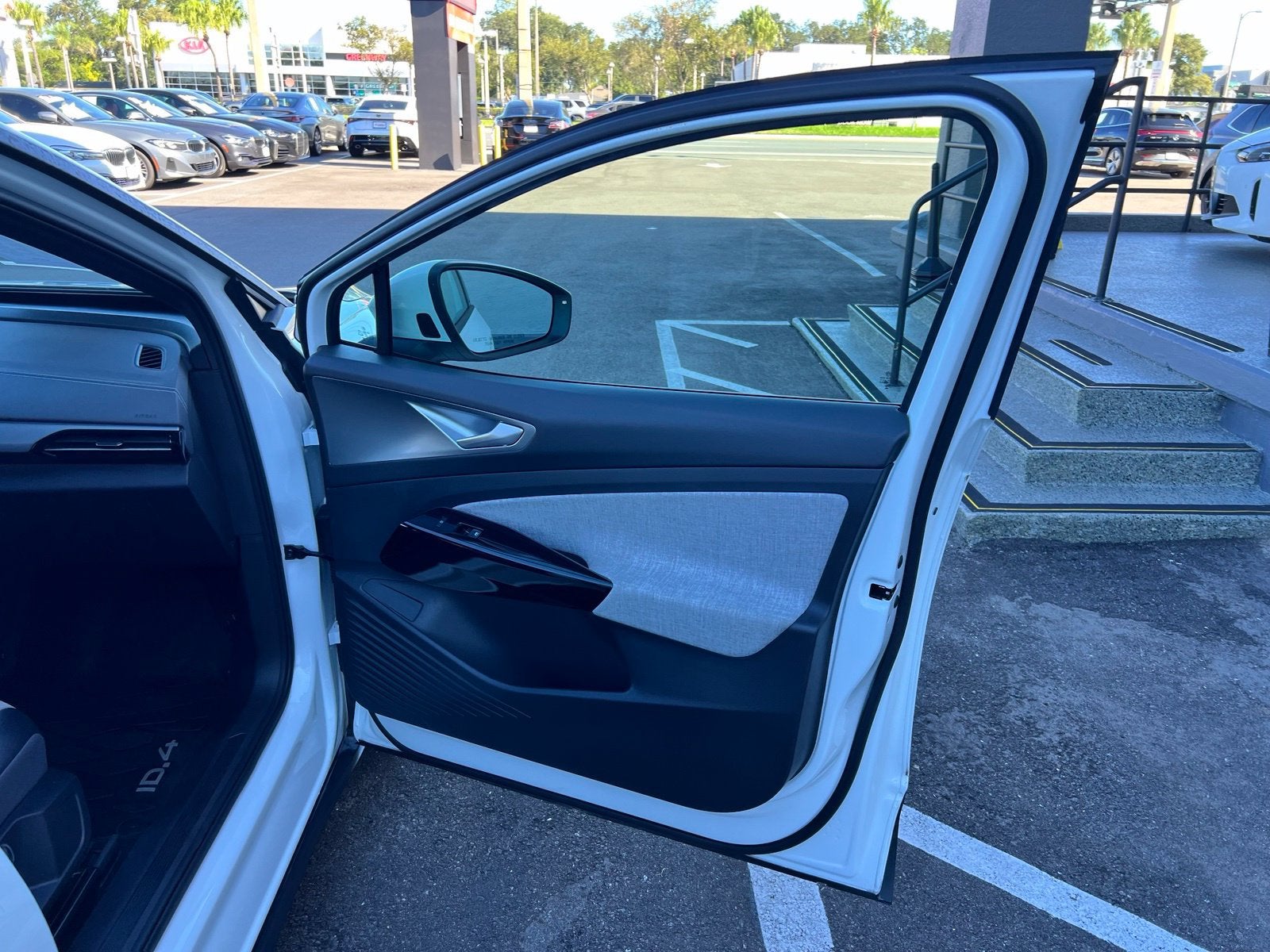 2024 Volkswagen ID.4 Standard