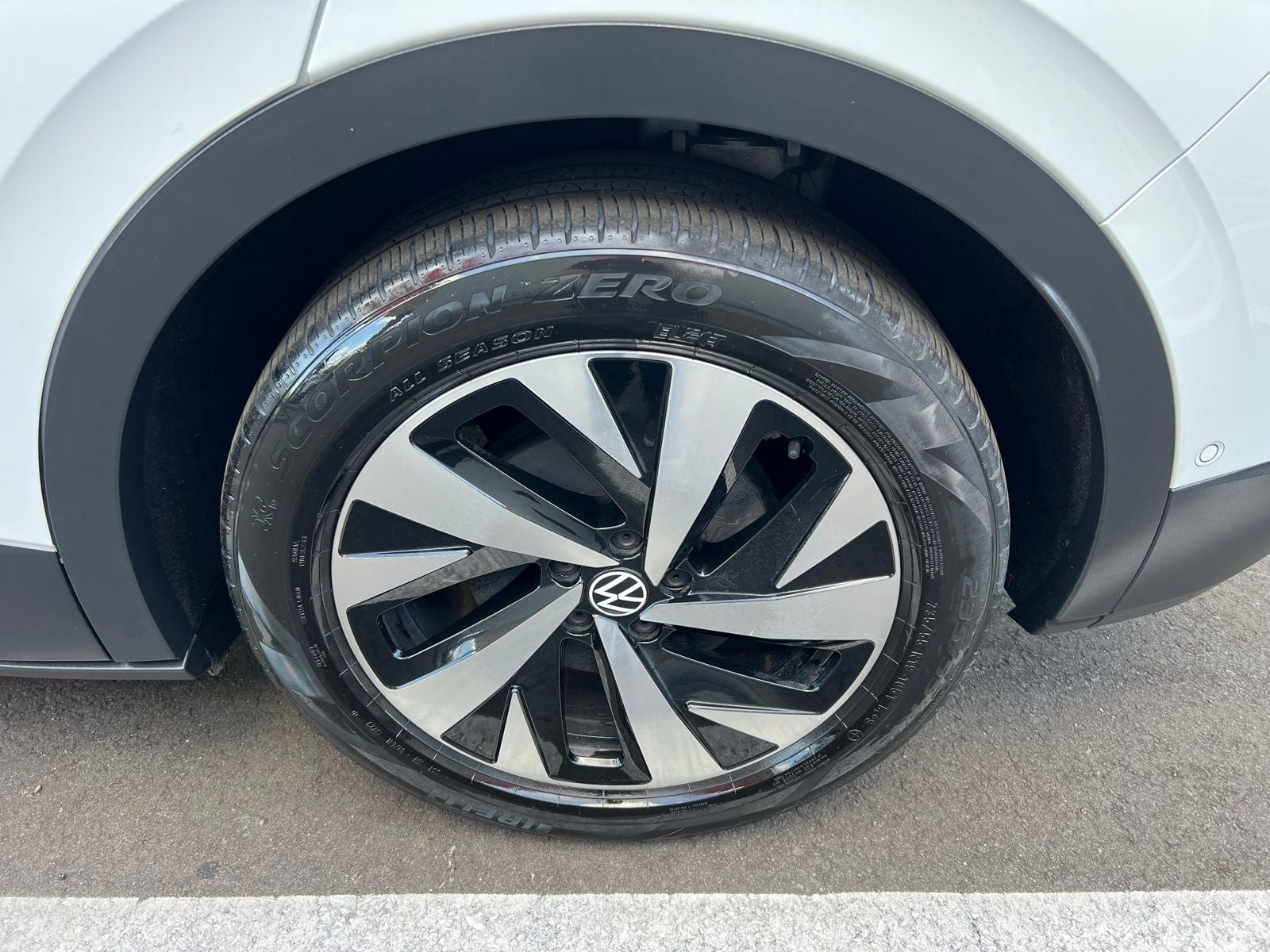 2024 Volkswagen ID.4 Standard