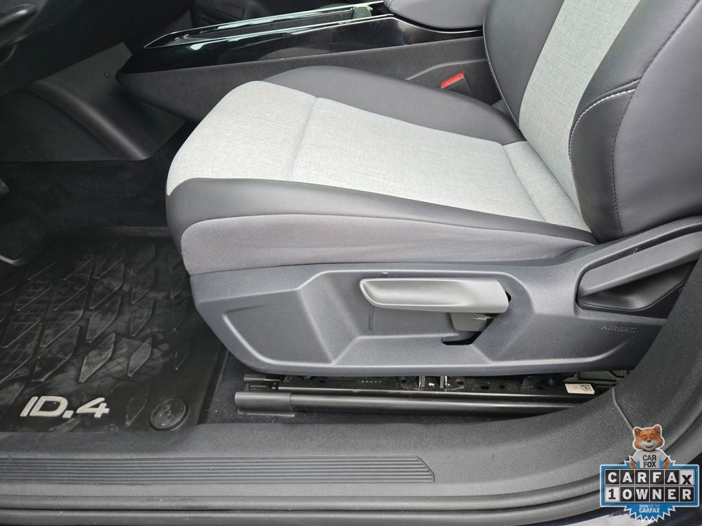 2024 Volkswagen ID.4 Pro