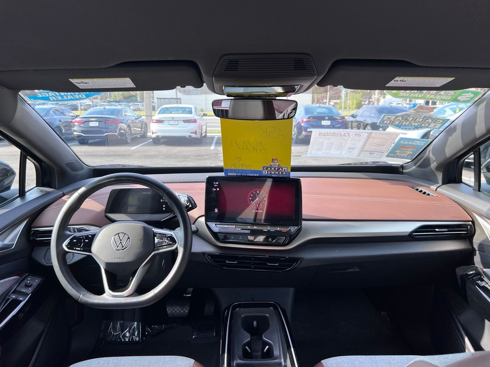 2023 Volkswagen ID.4 Pro