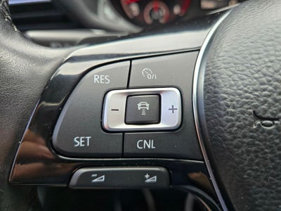2021 Volkswagen Passat 2.0T R-Line