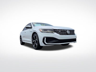 2021 Volkswagen Passat 2.0T R-Line