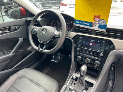 2022 Volkswagen Passat 2.0T SE