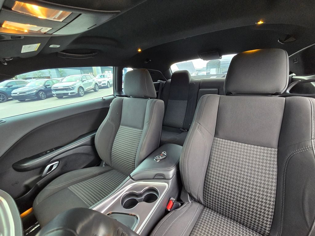 2019 Dodge Challenger SXT