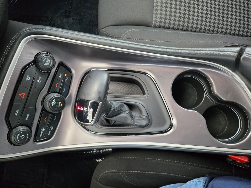 2019 Dodge Challenger SXT