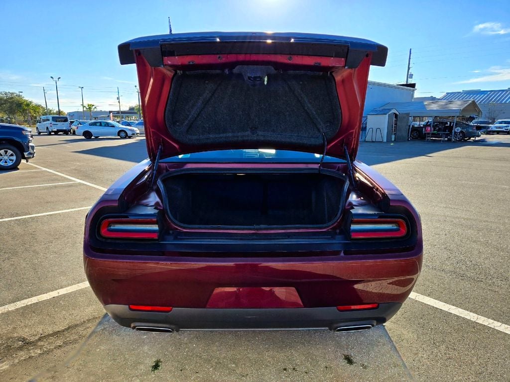 2017 Dodge Challenger SXT