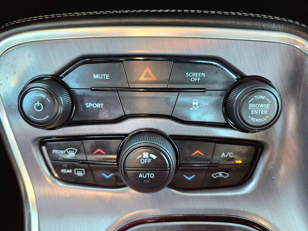 2017 Dodge Challenger SXT