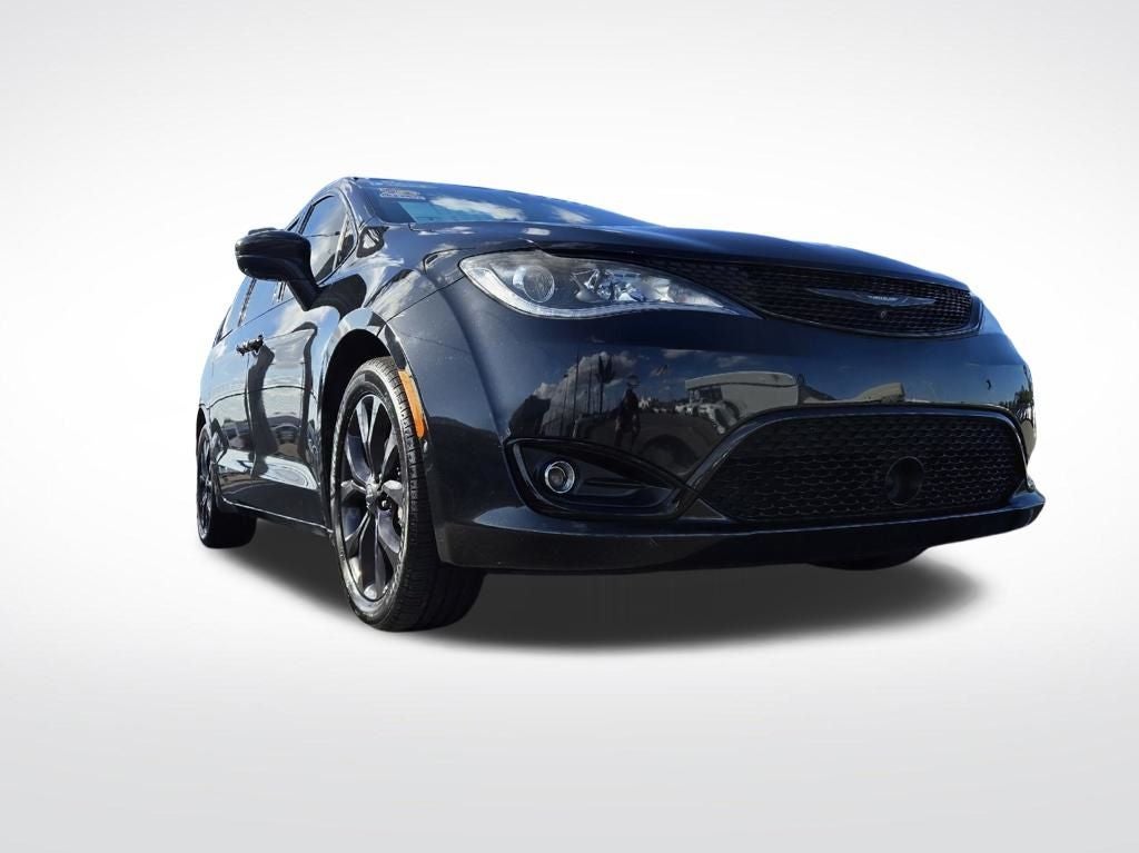 2019 Chrysler Pacifica Touring L Plus
