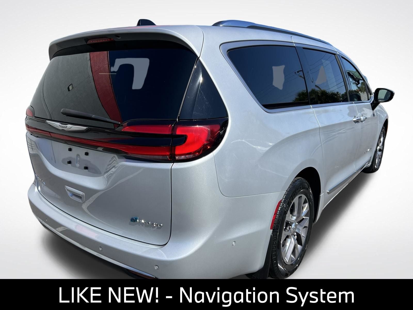 2023 Chrysler Pacifica Hybrid Pinnacle