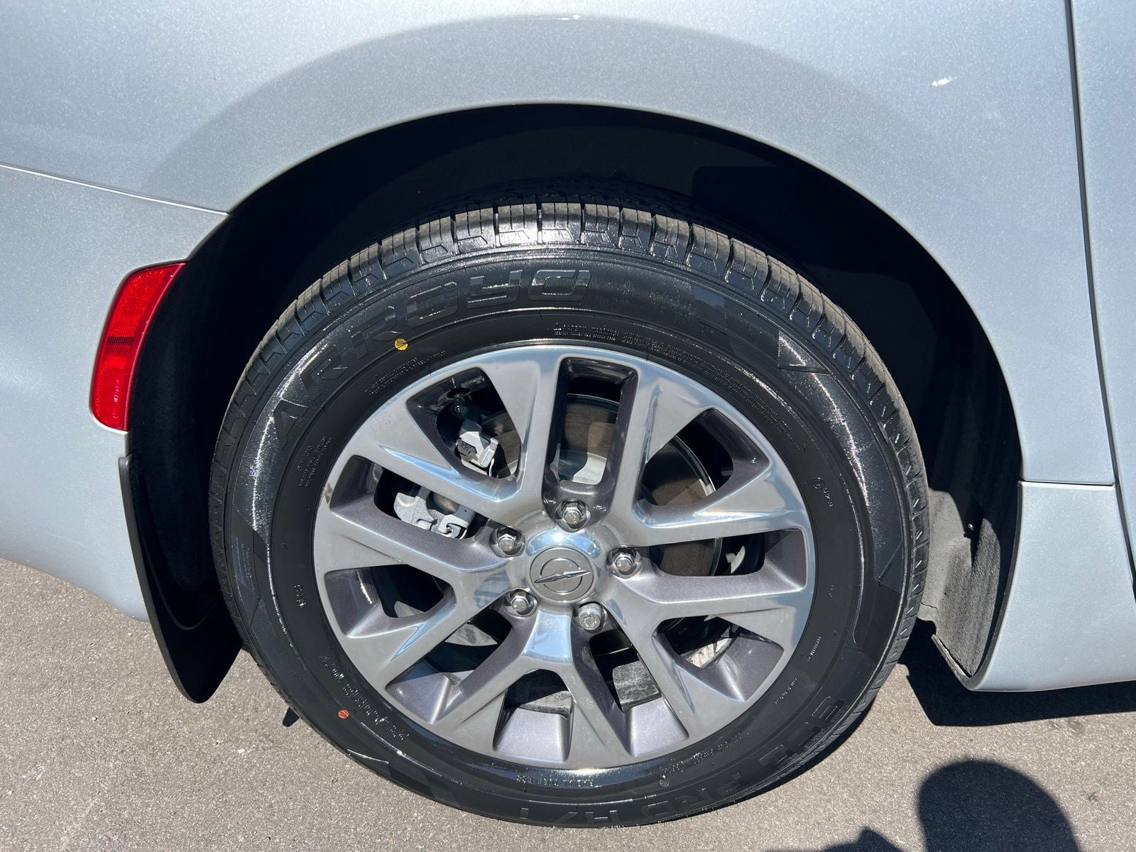 2023 Chrysler Pacifica Hybrid Pinnacle