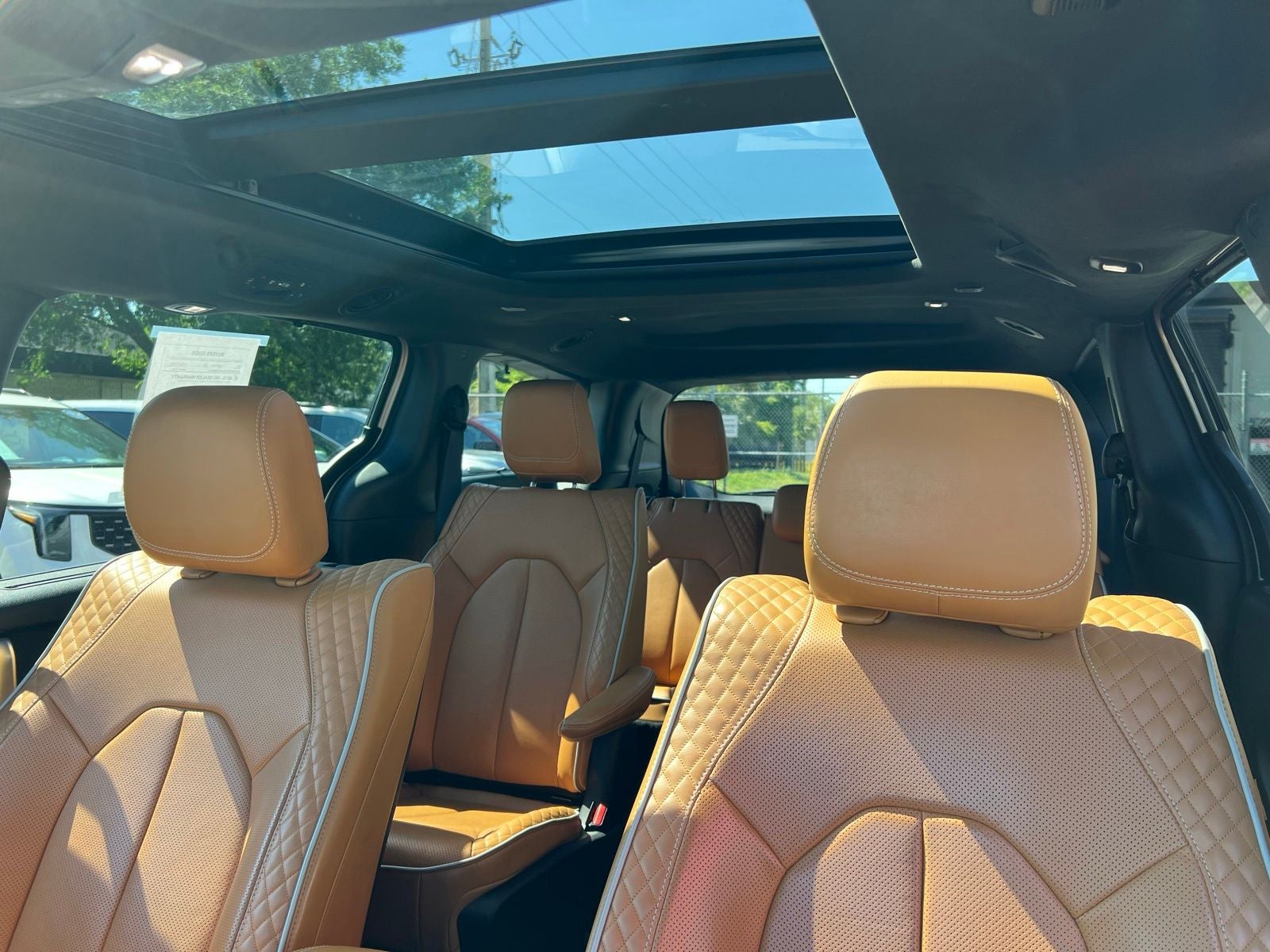 2023 Chrysler Pacifica Hybrid Pinnacle