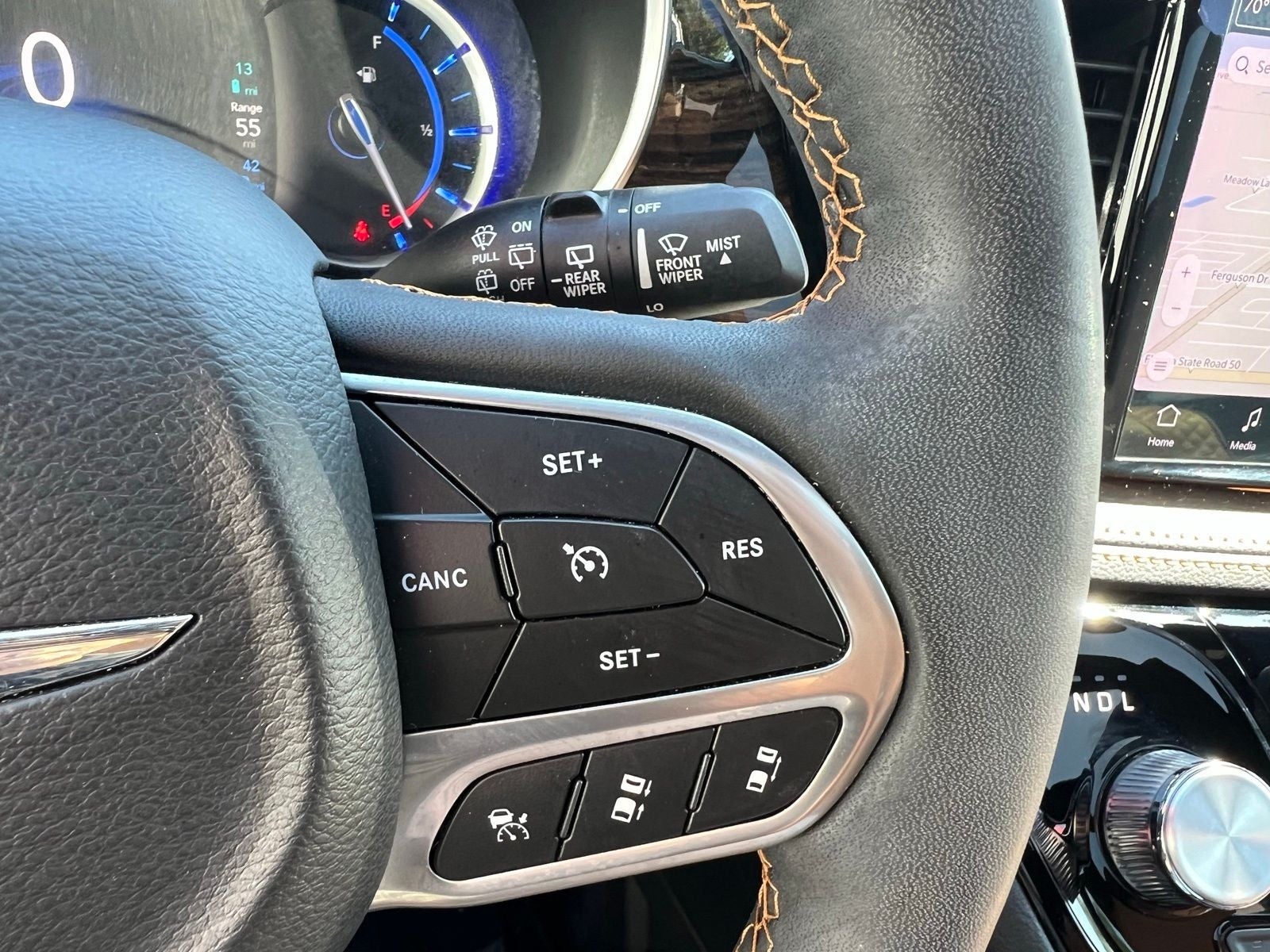 2023 Chrysler Pacifica Hybrid Pinnacle