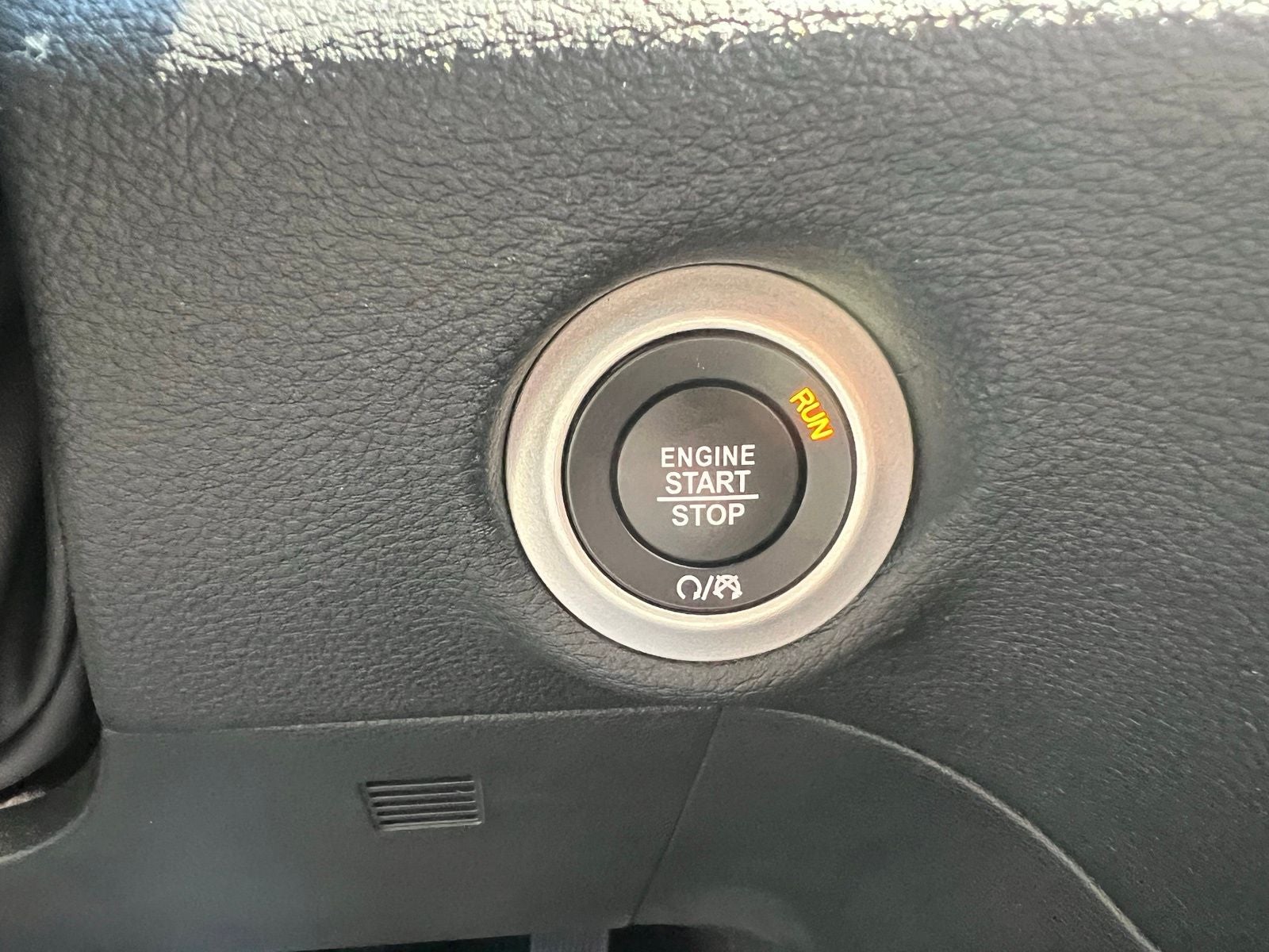2023 Chrysler Pacifica Hybrid Pinnacle