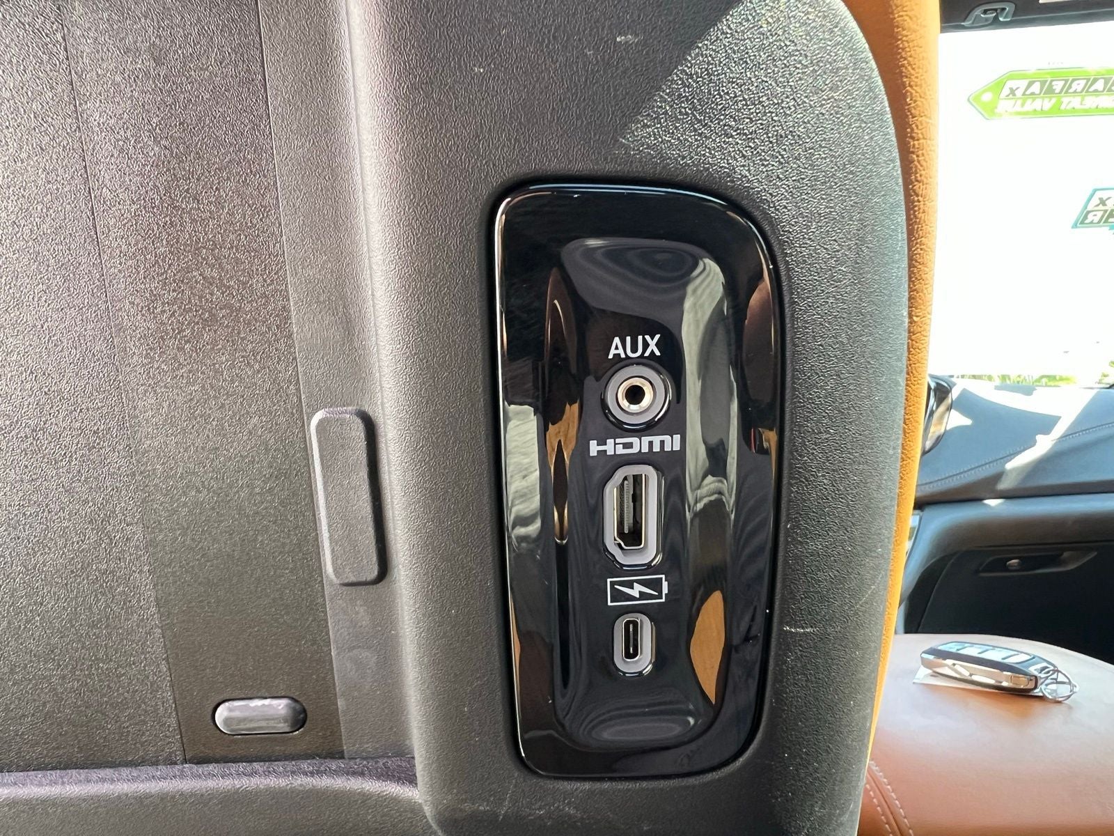 2023 Chrysler Pacifica Hybrid Pinnacle
