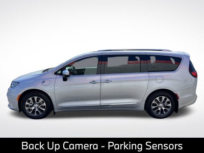 2023 Chrysler Pacifica Hybrid Pinnacle
