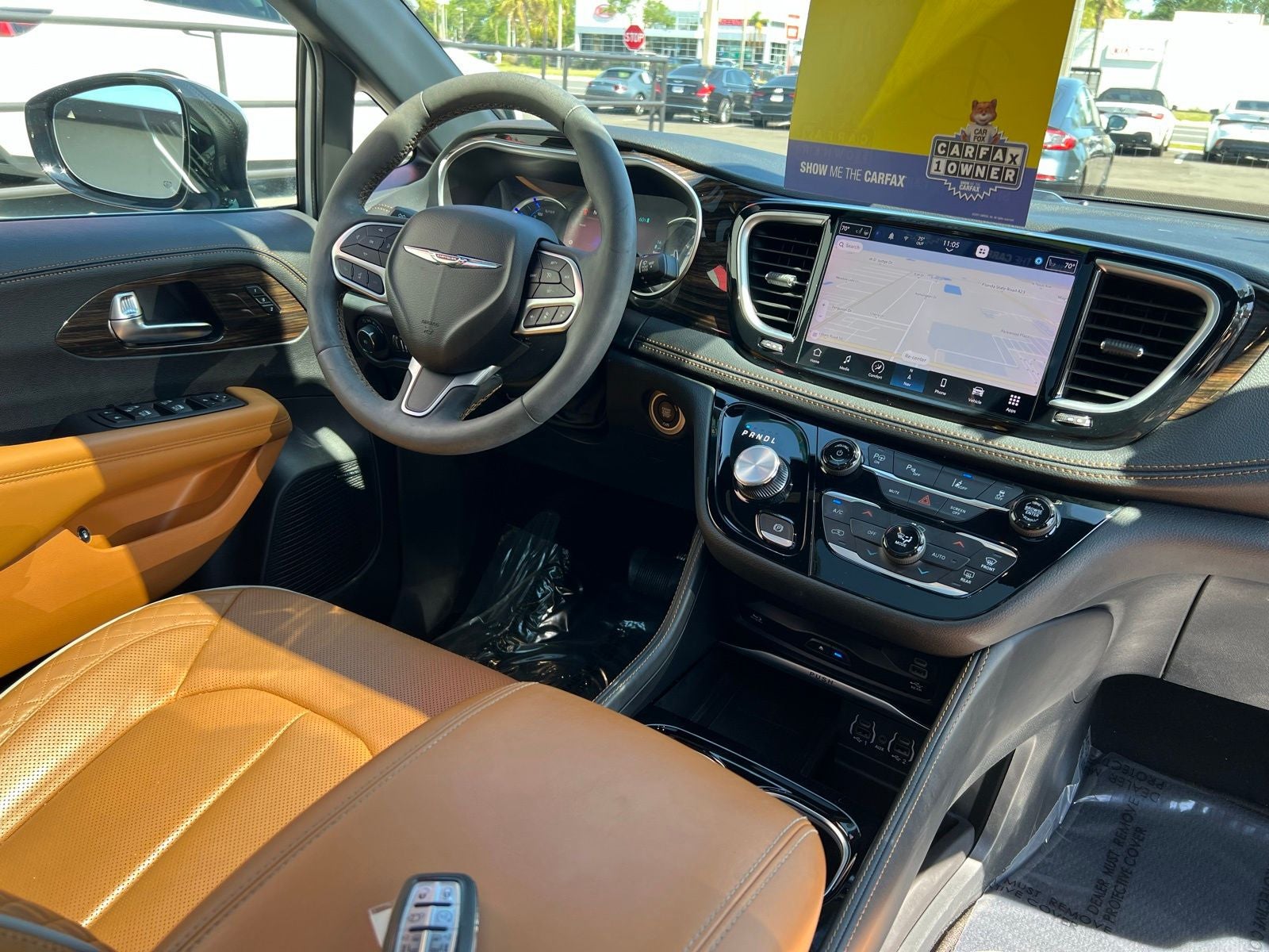 2023 Chrysler Pacifica Hybrid Pinnacle