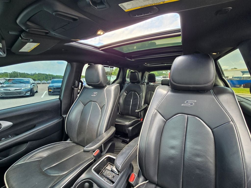 2019 Chrysler Pacifica Hybrid Limited