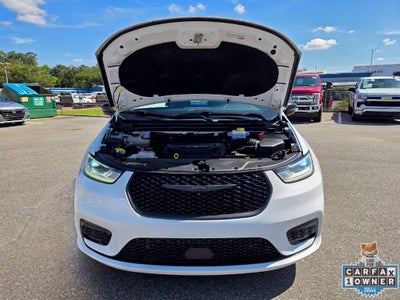 2024 Chrysler Pacifica Hybrid Select S Appearance