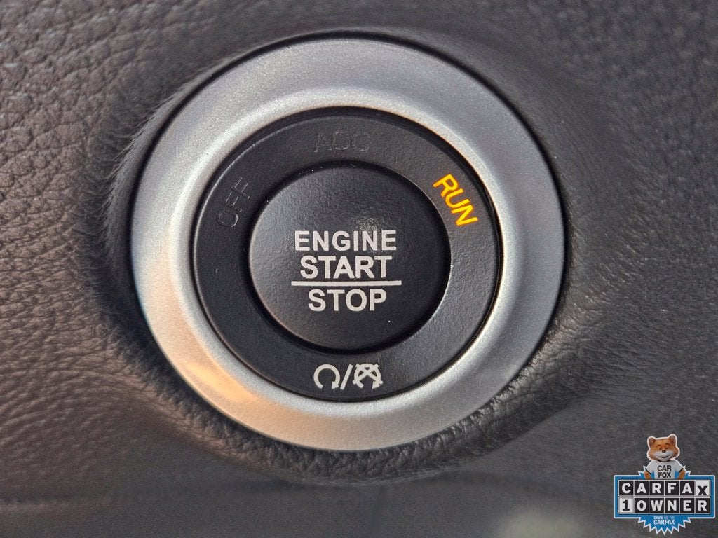 2024 Chrysler Pacifica Hybrid Select S Appearance