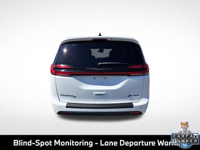 2024 Chrysler Pacifica Hybrid Select S Appearance