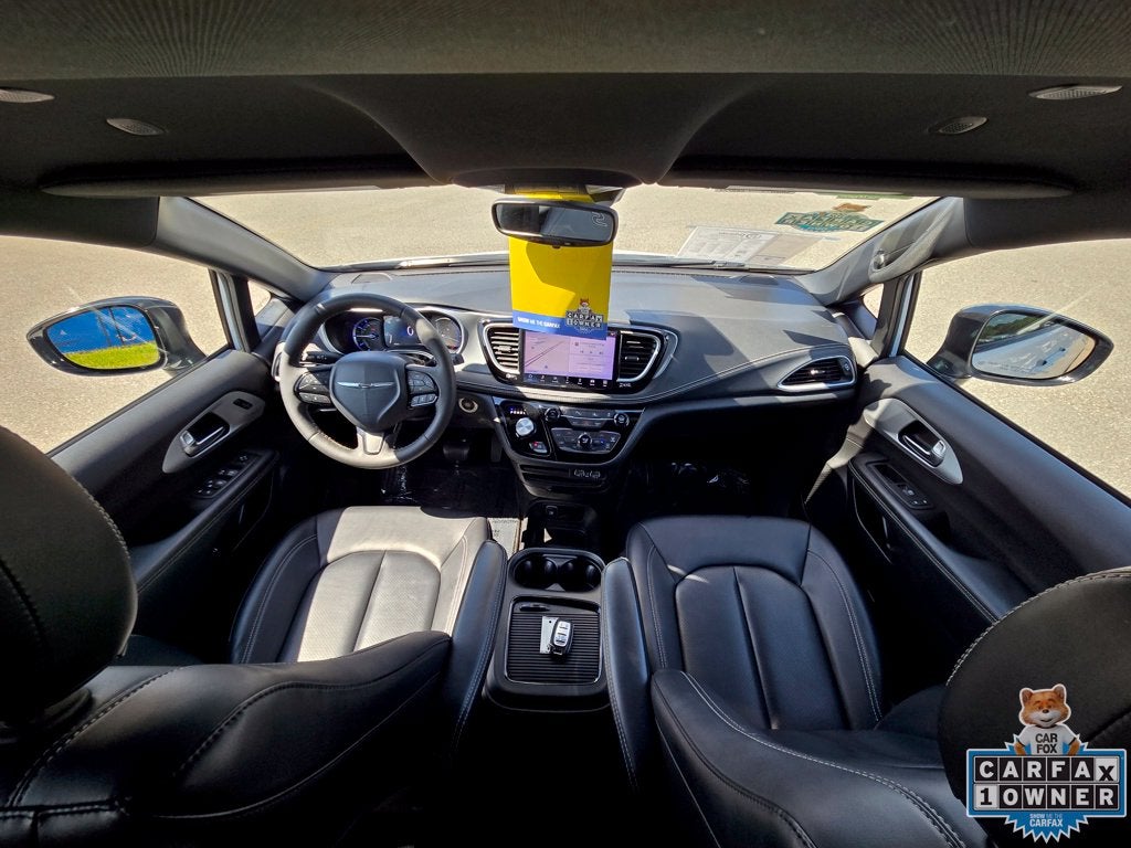 2024 Chrysler Pacifica Hybrid Select S Appearance