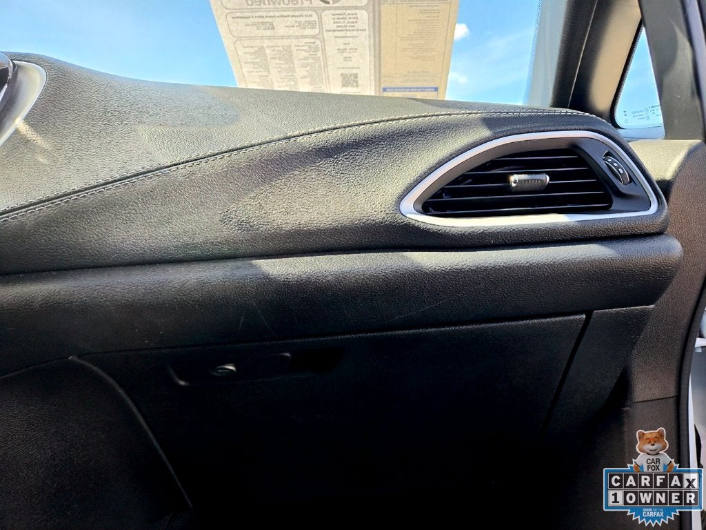 2024 Chrysler Pacifica Hybrid Select S Appearance