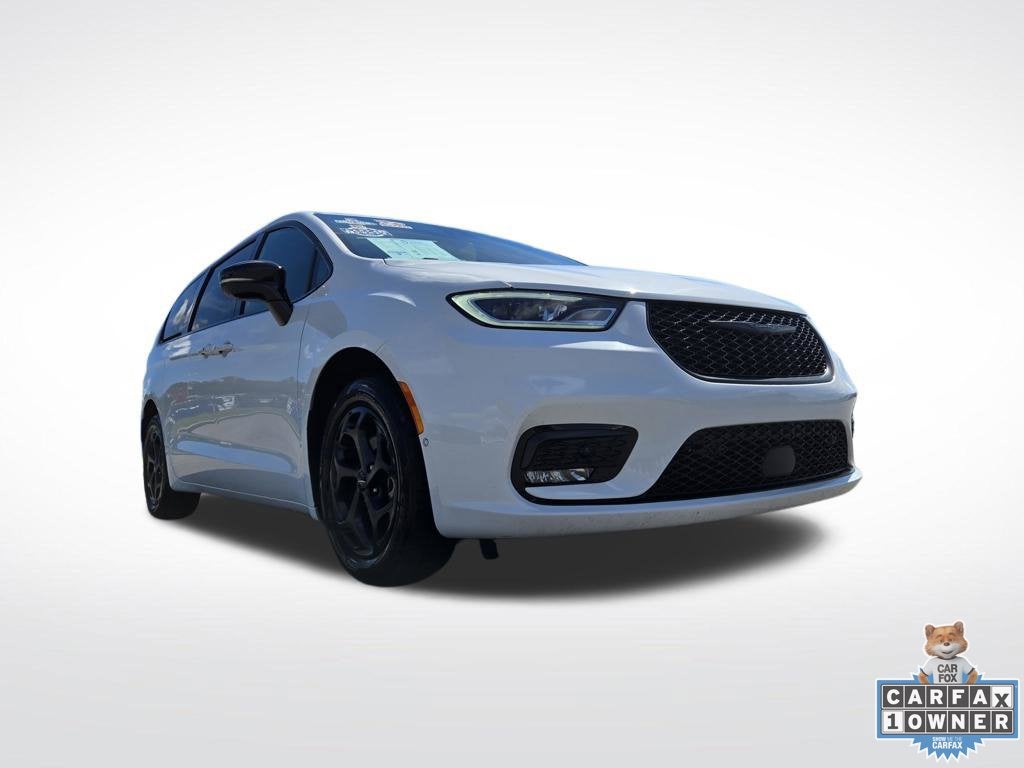 2024 Chrysler Pacifica Hybrid Select S Appearance