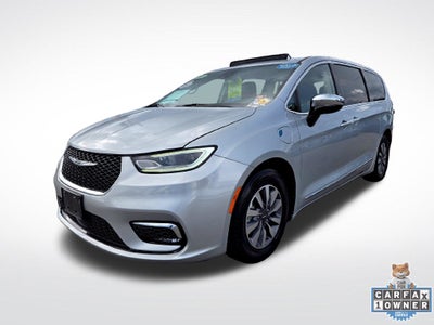 2023 Chrysler Pacifica Hybrid Limited