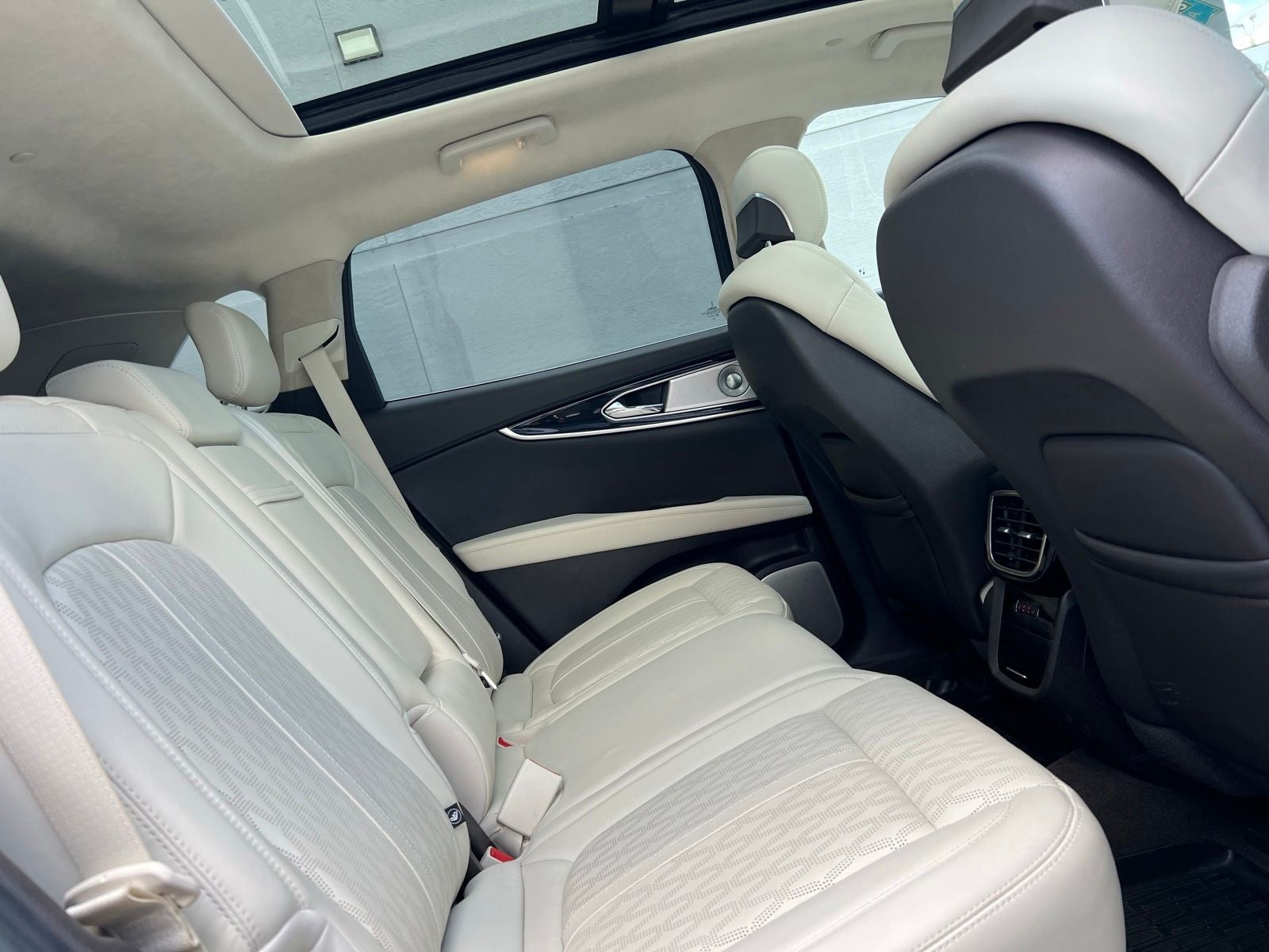 2021 Lincoln Nautilus Black Label