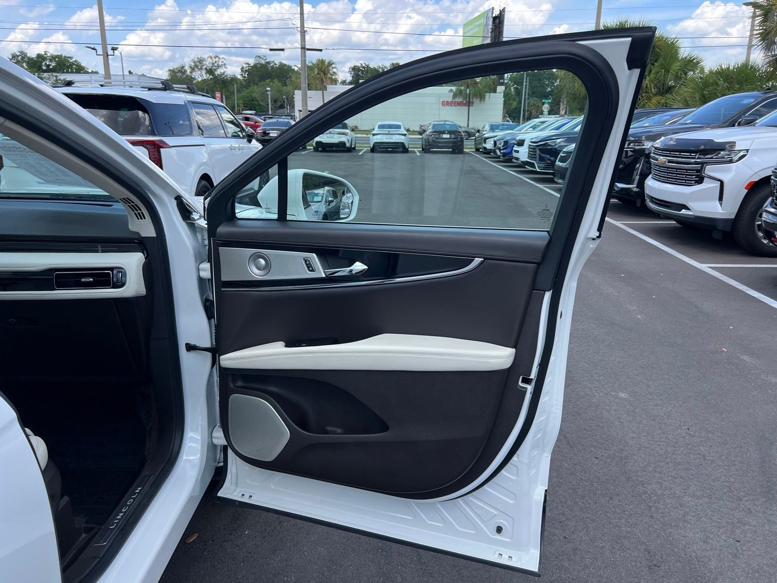 2021 Lincoln Nautilus Black Label