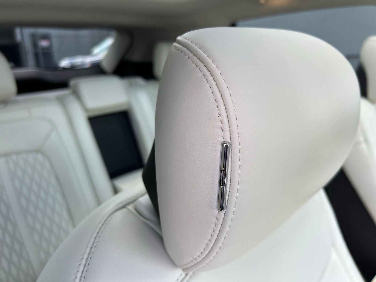 2021 Lincoln Nautilus Black Label