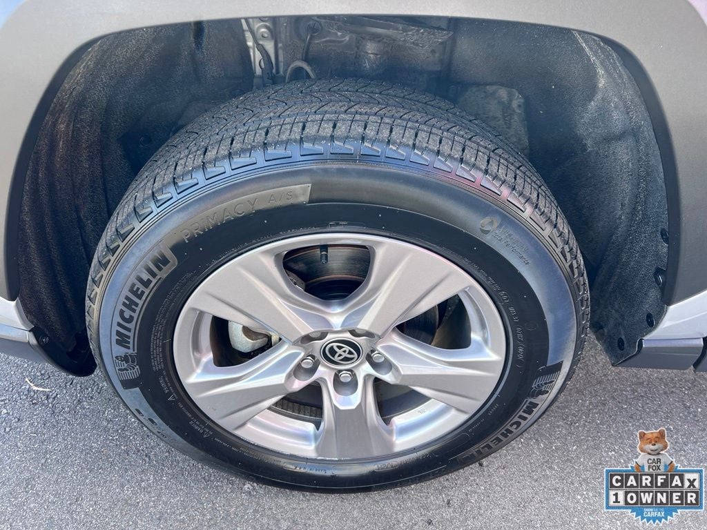 2025 Toyota RAV4 Hybrid LE