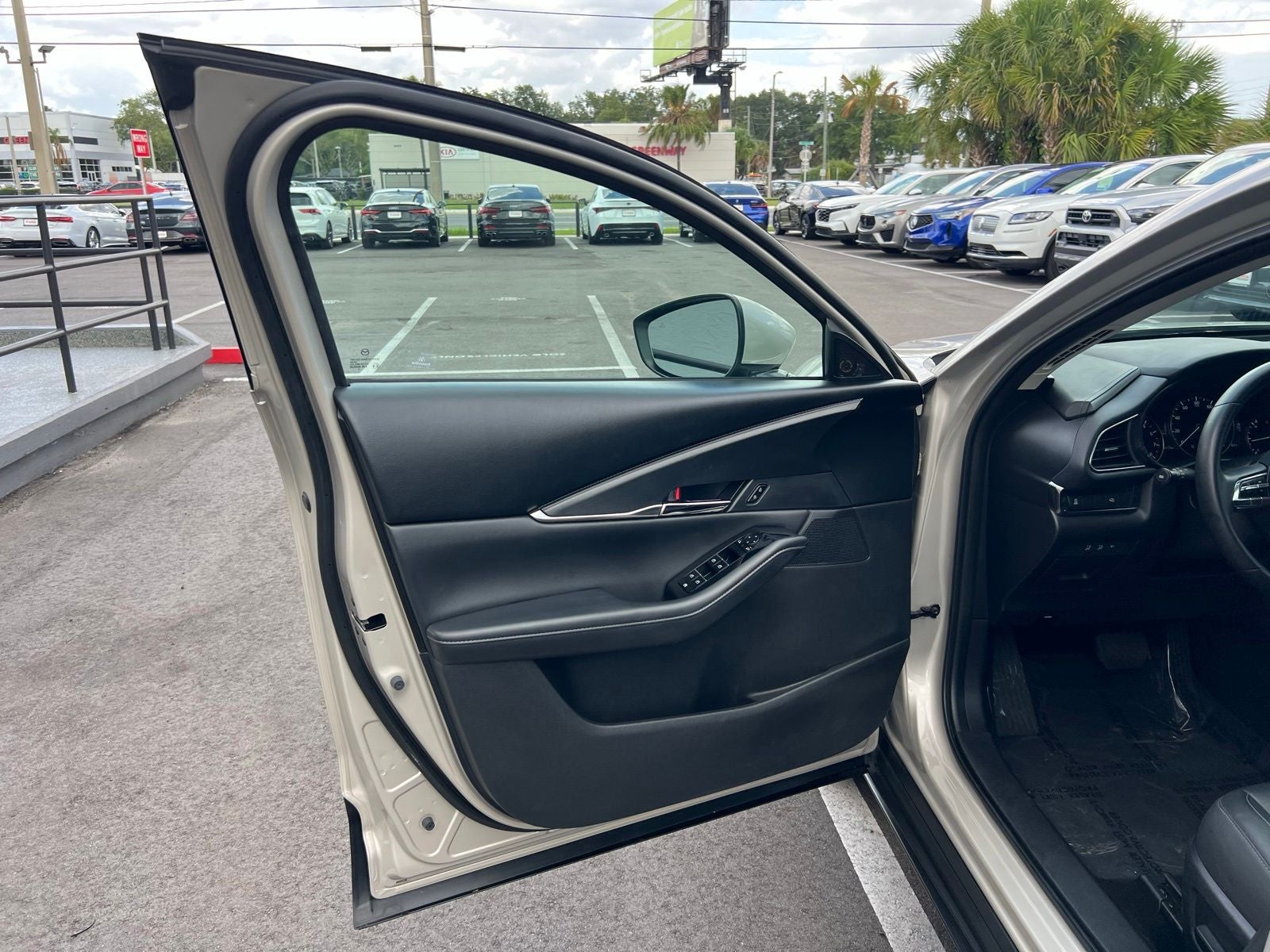 2023 Mazda Mazda CX-30 2.5 S Preferred Package
