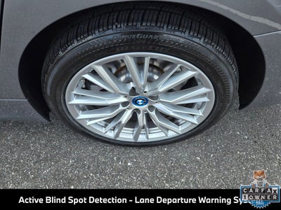 2023 BMW 3 Series 330e iPerformance