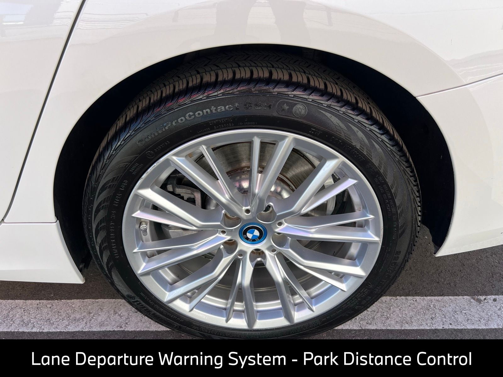 2024 BMW 3 Series 330e xDrive